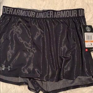 Under armour shorts Size small